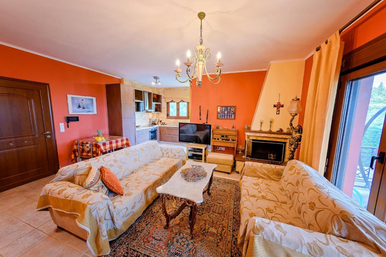 Villa Mariellie Nea Peramos  Ngoại thất bức ảnh