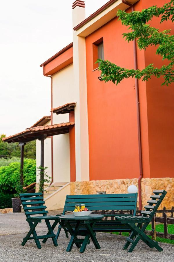 Villa Mariellie Nea Peramos  Ngoại thất bức ảnh