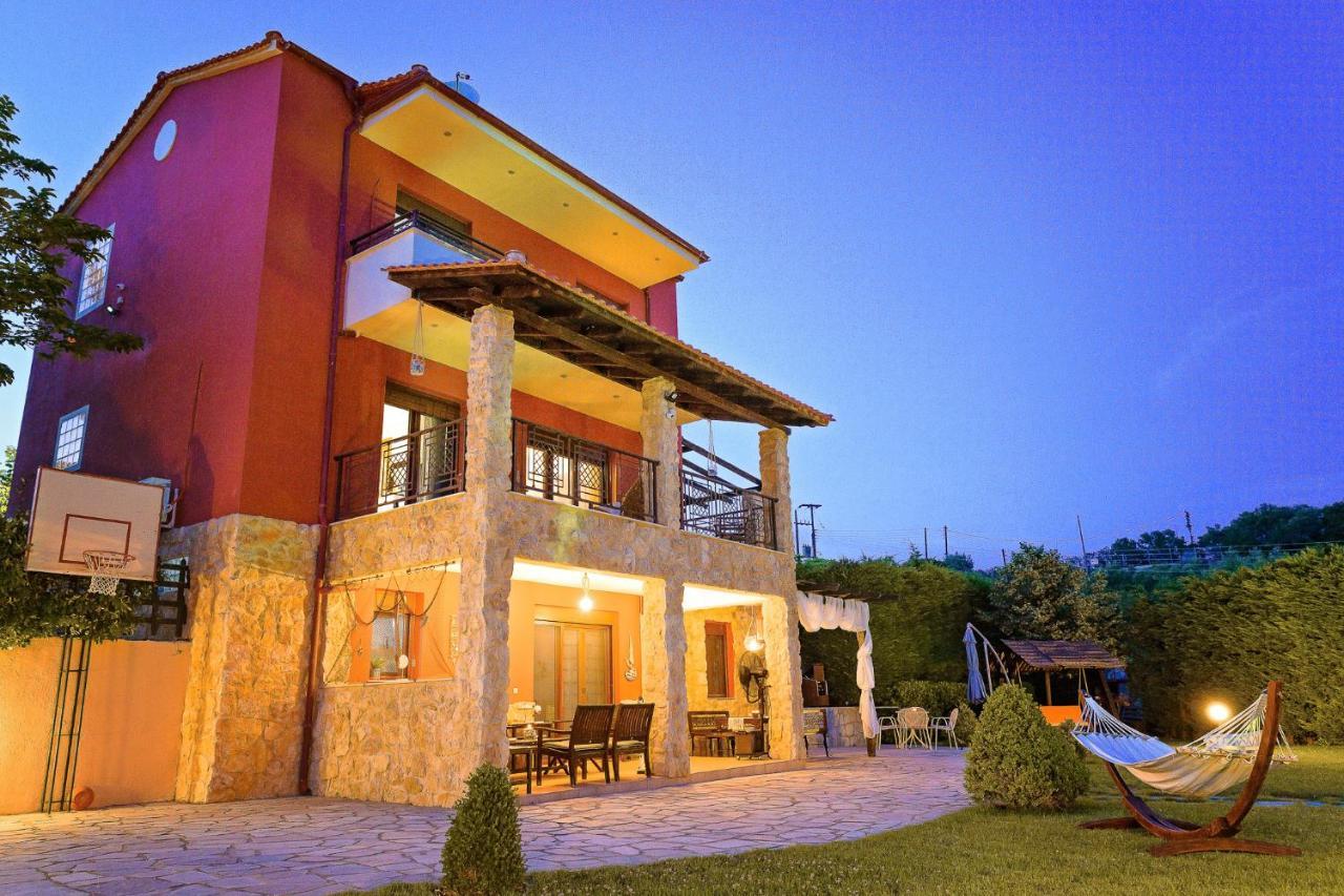 Villa Mariellie Nea Peramos  Ngoại thất bức ảnh