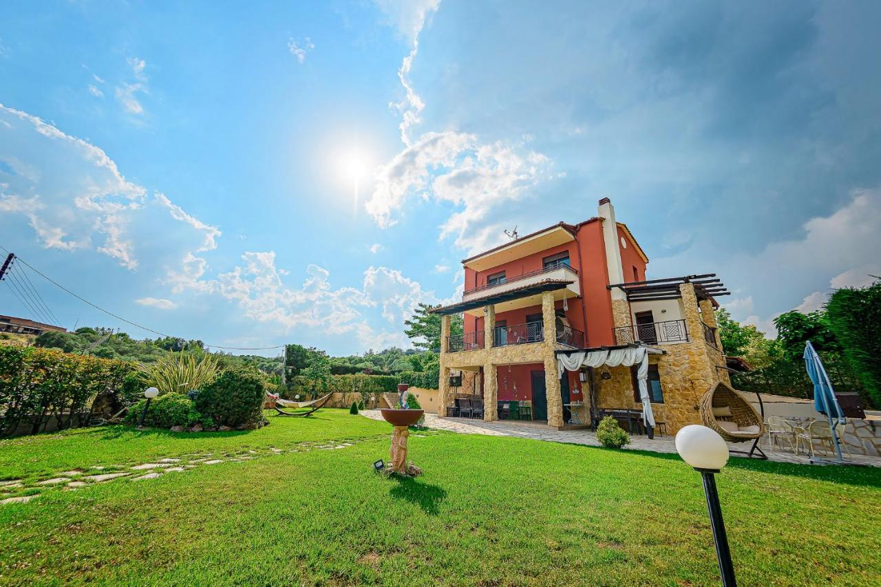Villa Mariellie Nea Peramos  Ngoại thất bức ảnh