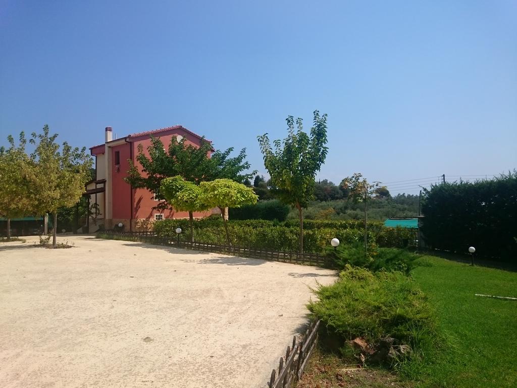 Villa Mariellie Nea Peramos  Ngoại thất bức ảnh