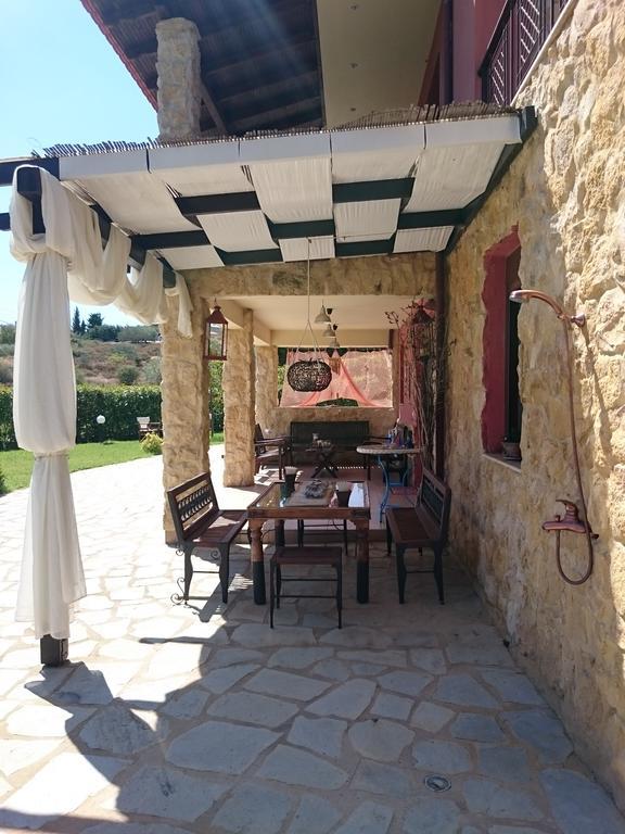 Villa Mariellie Nea Peramos  Ngoại thất bức ảnh